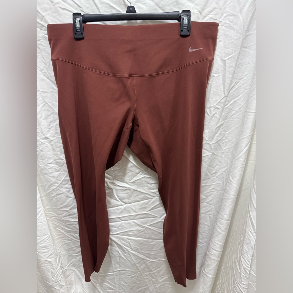 Nike Chic Brown Leggings